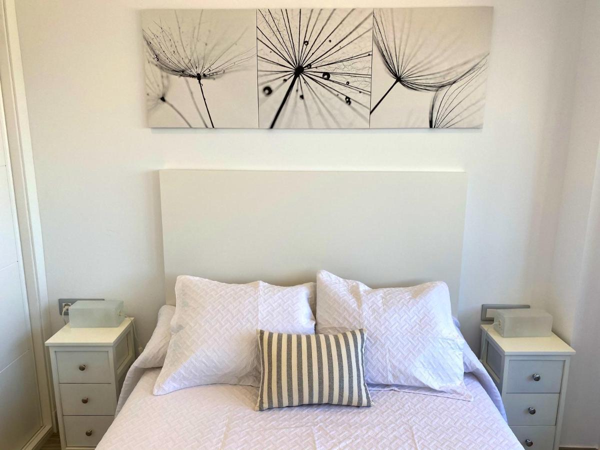 Residencial Santa Justa - Vacacional Sevilla Buitenkant foto